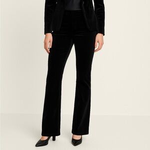 White House Black‎ Market Noir Collection Black Velvet Pants, size 2 regular